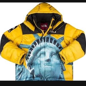 Supreme x The North Face Statue of Liberty Baltoro Jacket Yellow Size Large NEW